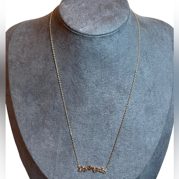 NWT L.A. Hearts Gold Tone Los Angeles Monogram Pendant Chain Necklace - Picture 3 of 8